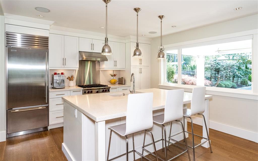 North Vancouver Bc Homes for Sale 945 Prospect Avenue, Canyon Heights