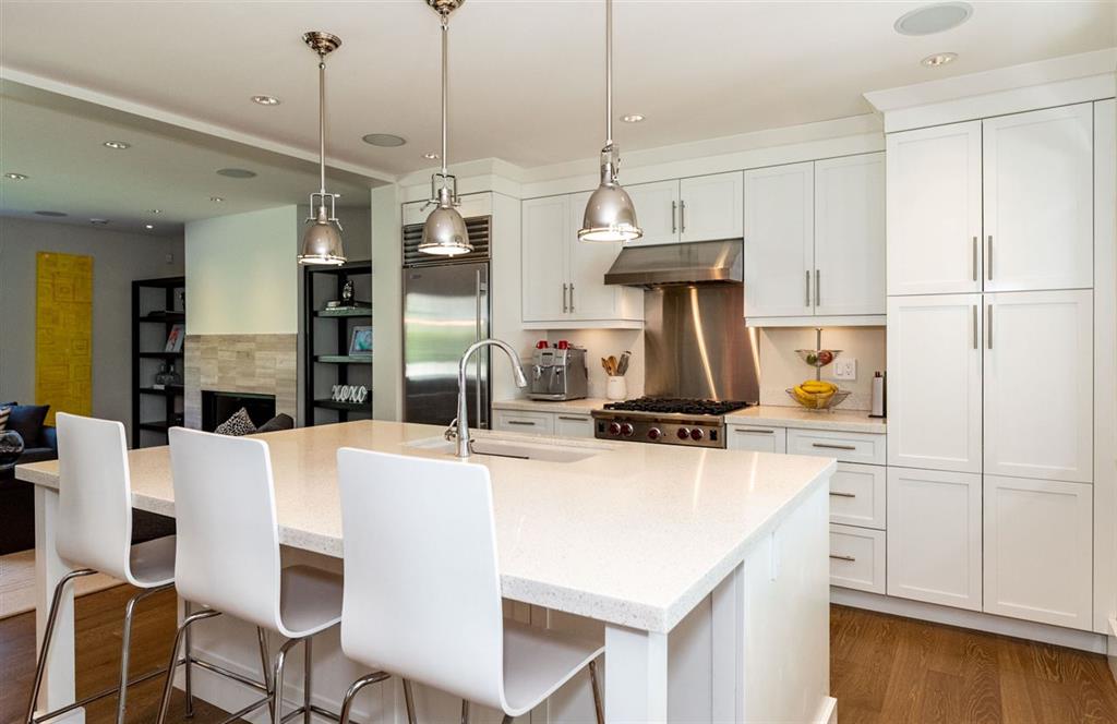 North Vancouver Bc Homes for Sale 945 Prospect Avenue, Canyon Heights