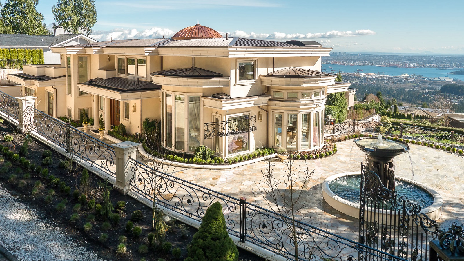 West Vancouver Homes for Sale 1175 Eyremount Drive, British